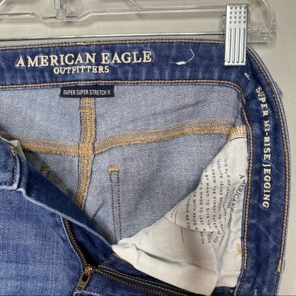 American Eagle Super Hi-Rise Jeggings 2 - Picture 8 of 9
